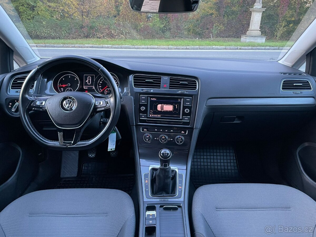 Volkswagen Golf 1.6TDi 1.MAJITEL ČR DPH - 9