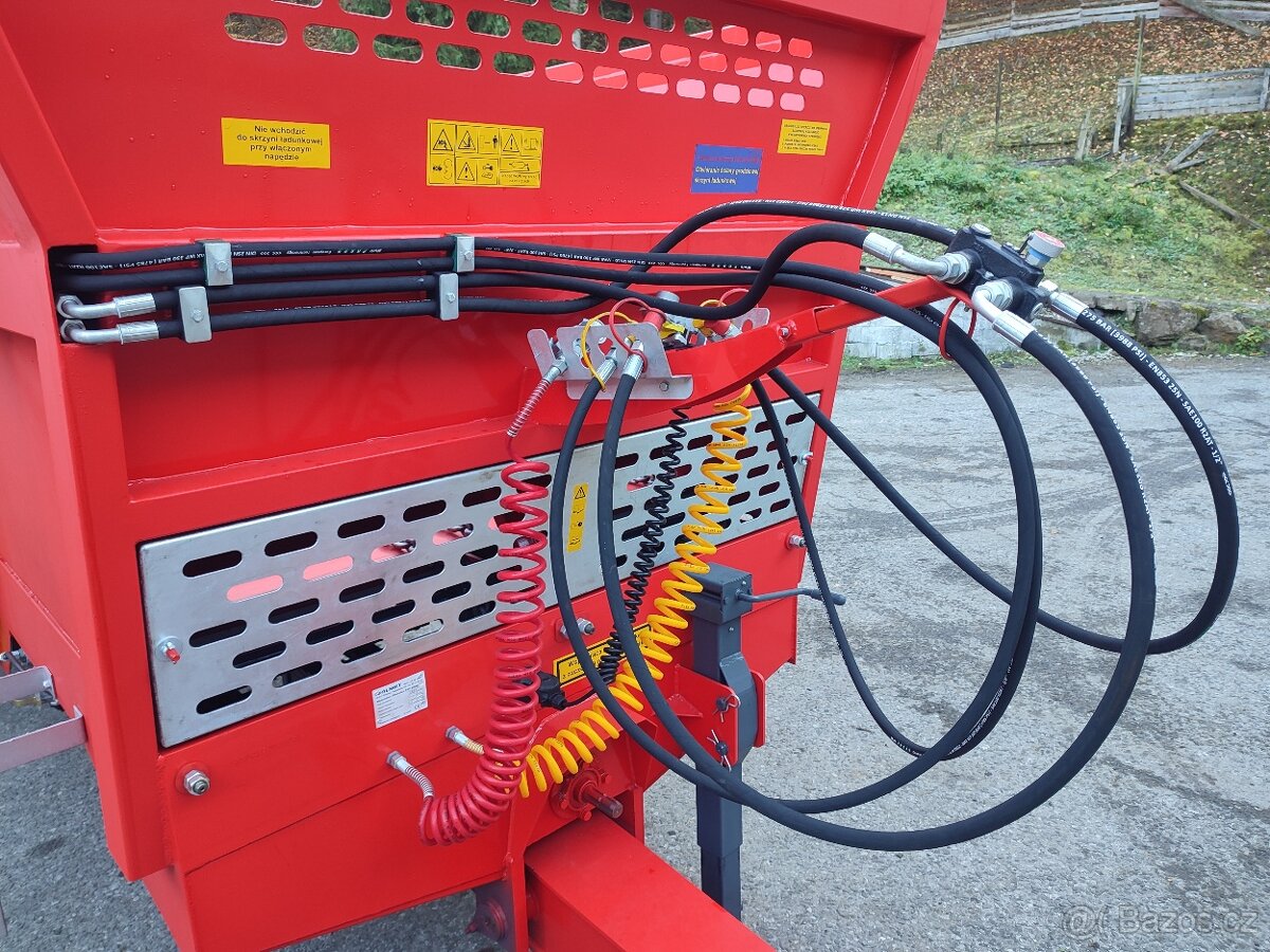 Rozmetadlo hnoje a chlevske mrvy - 9