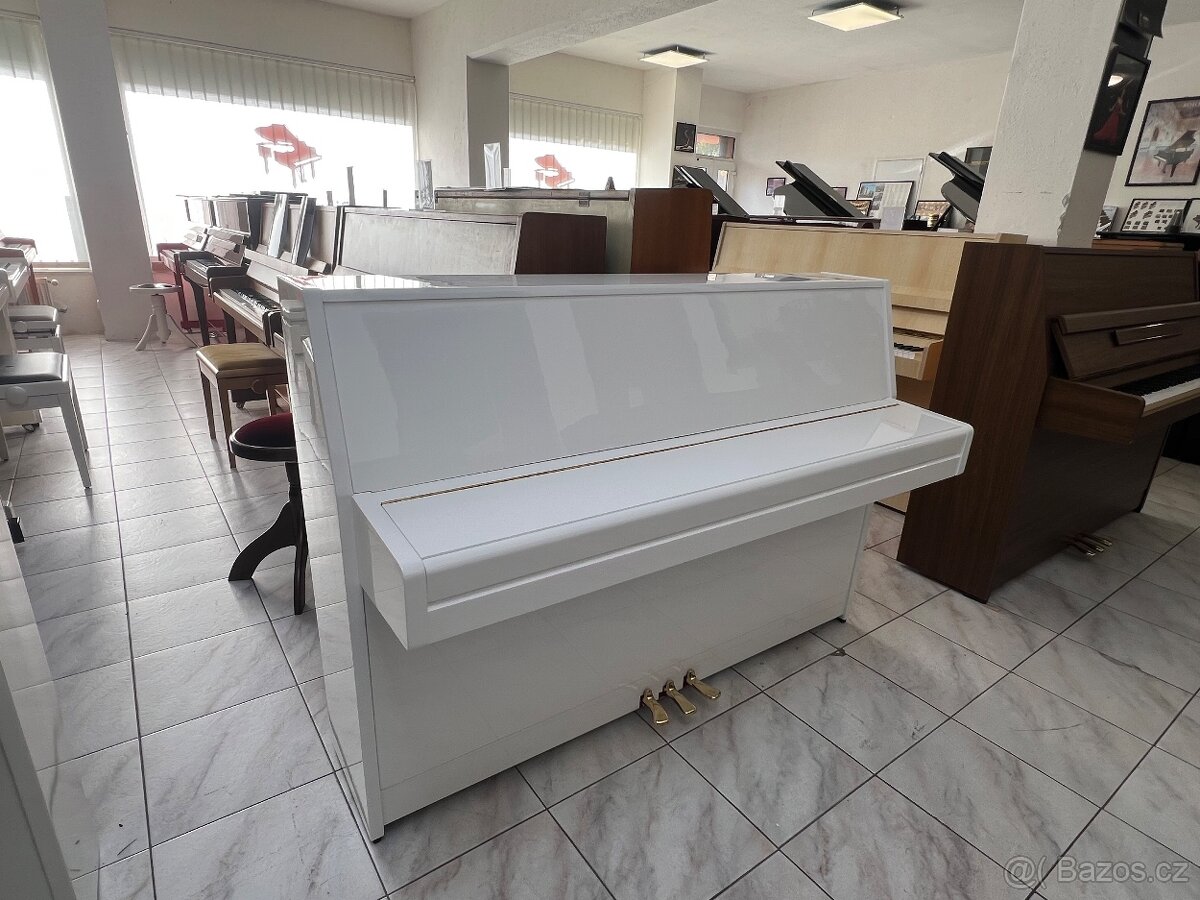 Bílé akustické pianino Yamaha se zárukou 5 let, doprava - 9