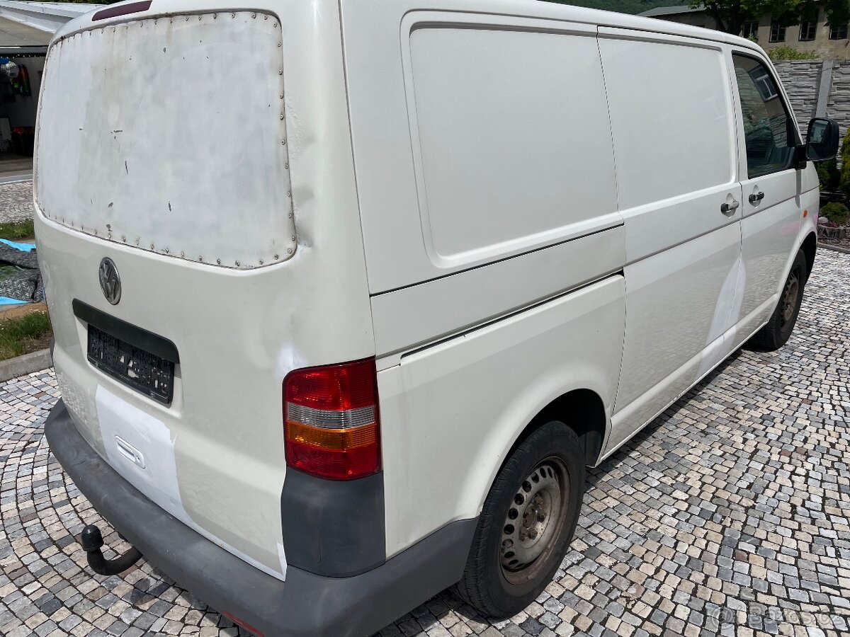 VW T5 transporter 1,9 TDI - 75 KW - 9