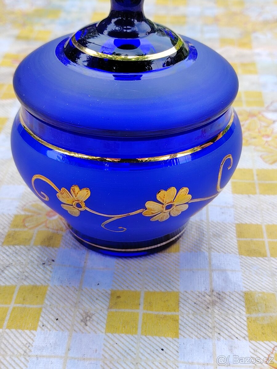 Skleněná modrá cukřenka se zlatým motivem - 9