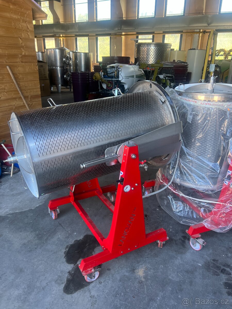 VODNÍ LIS VÝKLOPNÝ- 250L, 170L, 80L LAKOVANÝ - 9