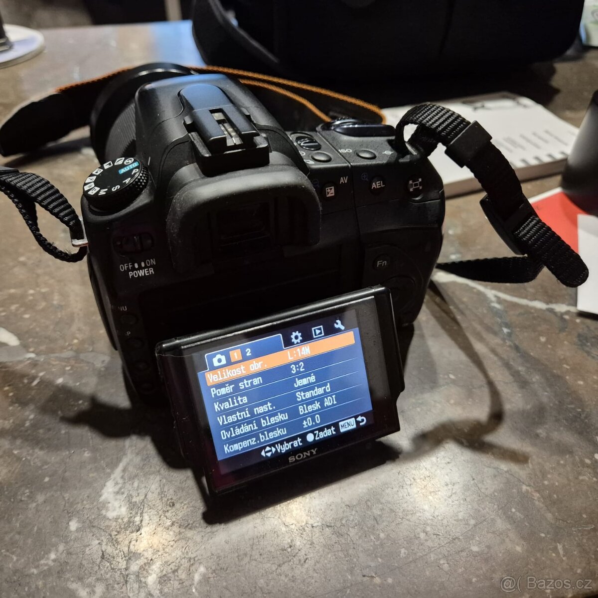 Digitální fotoaparát Sony Alpha A 350 příslušenství - 9