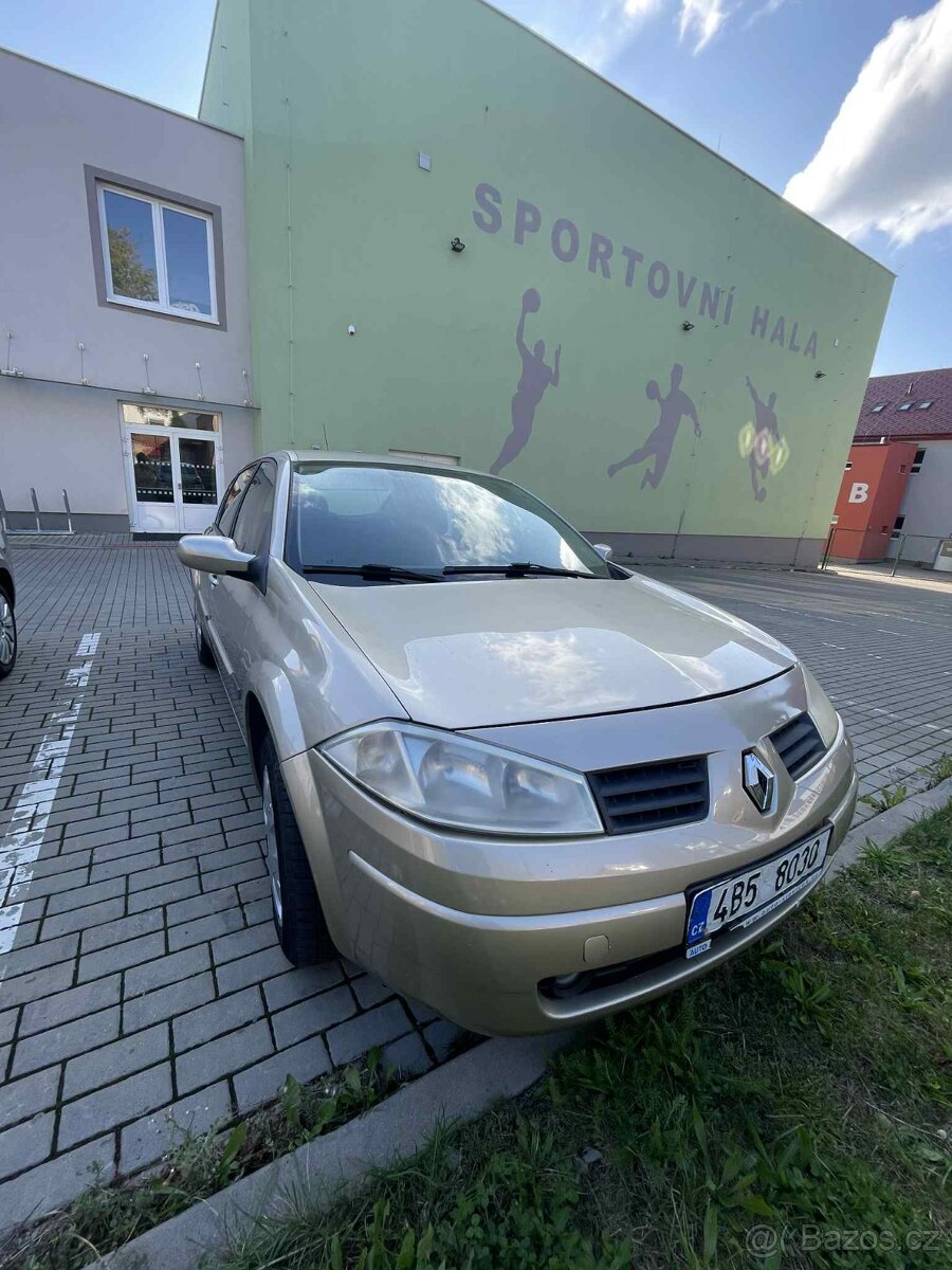 Renault Megane sedan 1,6 82kW - 9