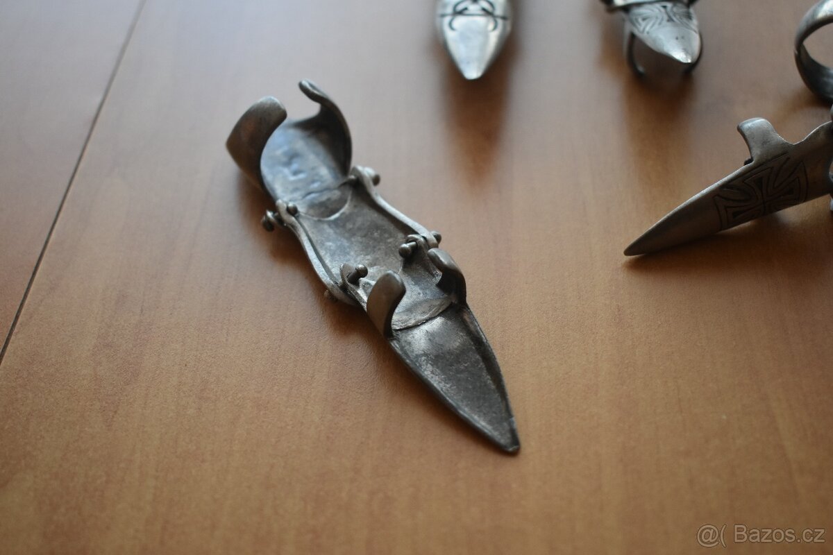 Metalové doplňky - 9