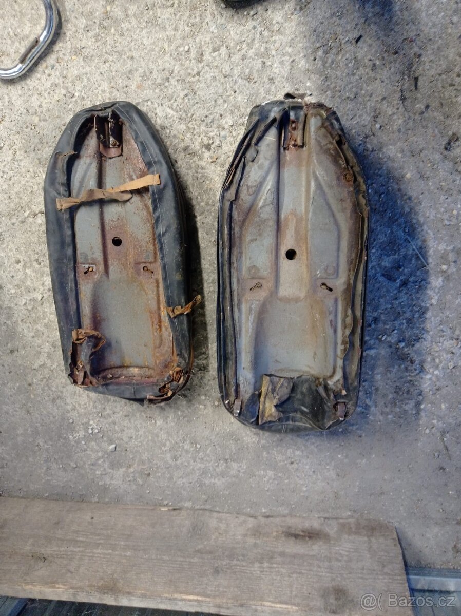 Prodám díly Plechy rám Jawa - 9