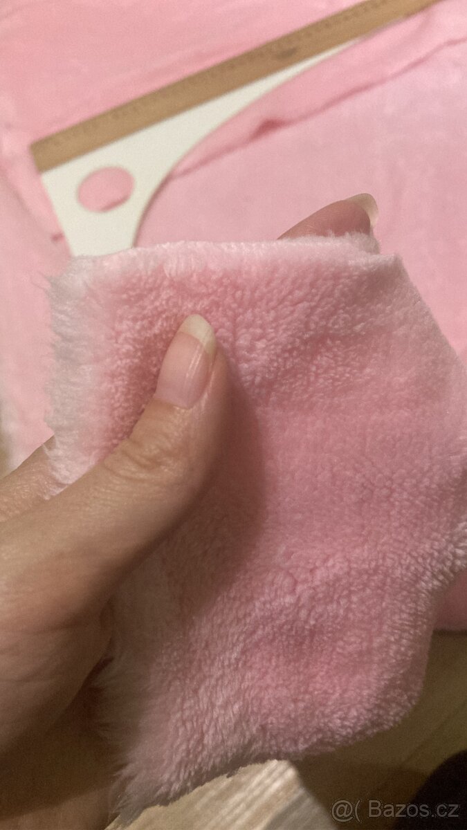 Výhodně Látky po úklidu dílny - 9