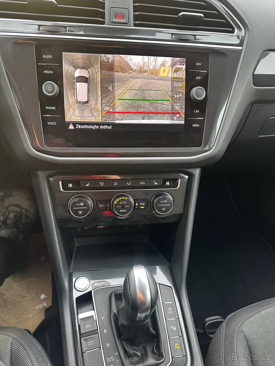 VW Tiguan 2.0TDi, 4x4, r.2019, 1.maj., top stav - 9
