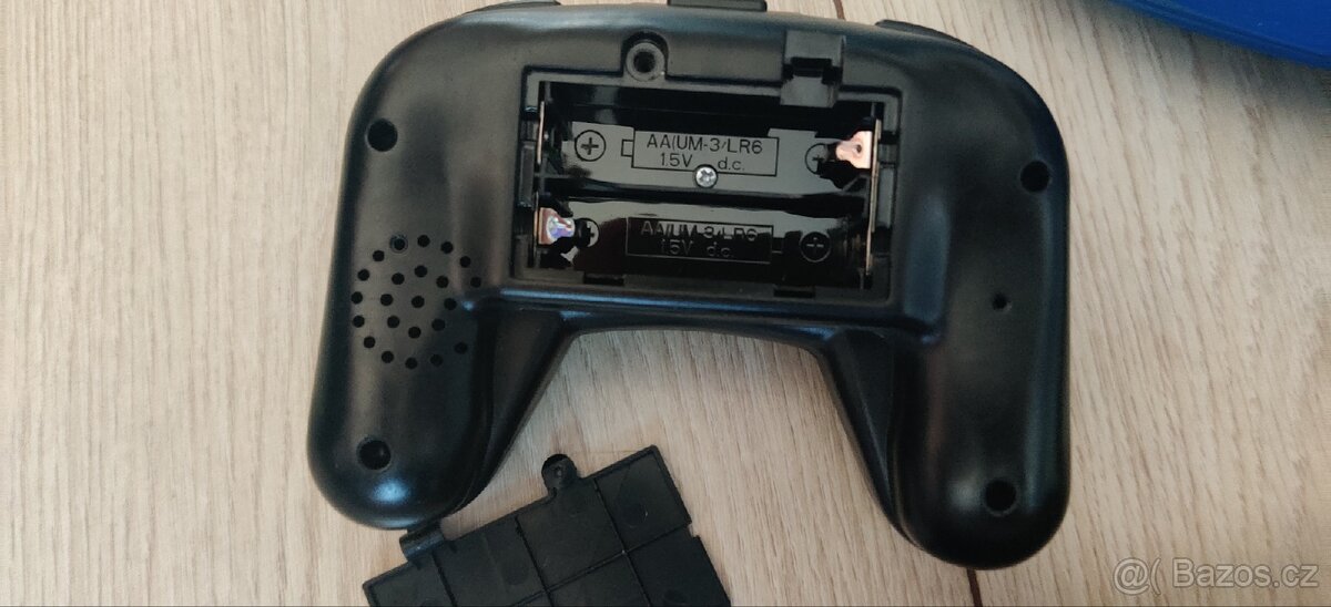 Motorový člun na dálkové ovládání - 2ks - 9