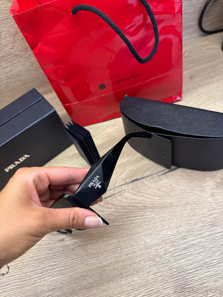 Originální sluneční brýle PRADA - 9