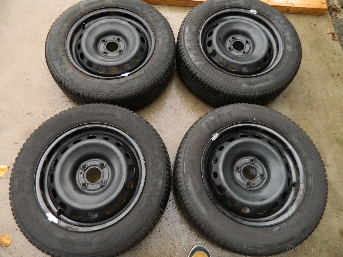 kola Dacia Dokker+zimní pneu r15+senzory tlaku - 9