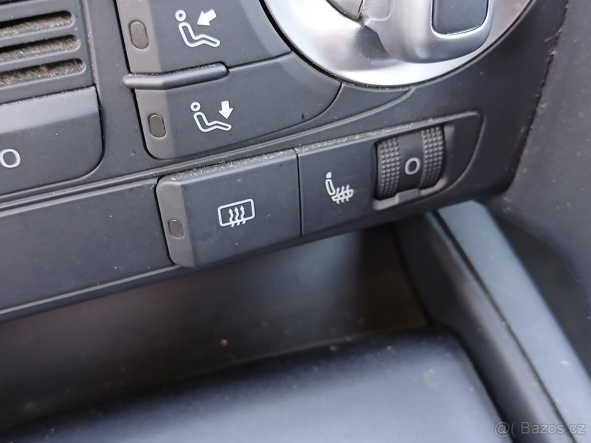 Audi A3 2.0 TDi , 103 kW nafta, 2009 - 9