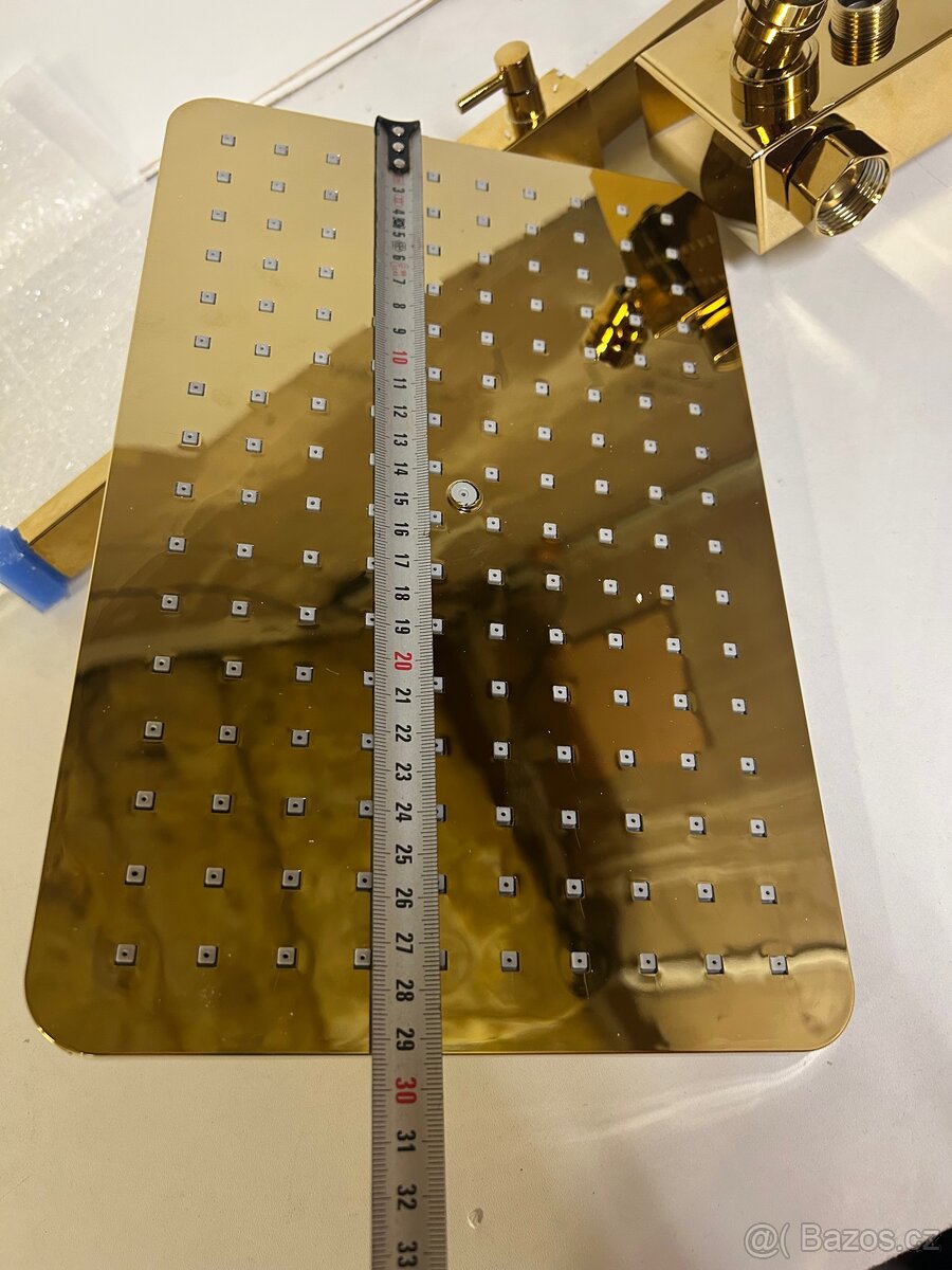 Zlatý sprchový systém - 4 funkce - 9