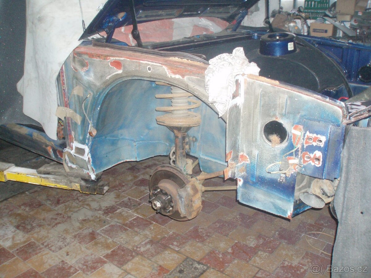 Tatra T613-4 Mi-long - 9