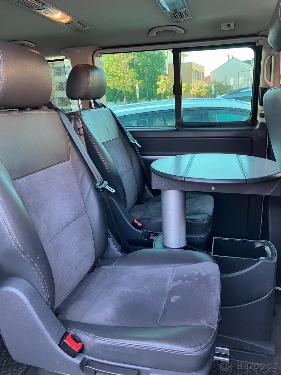 VW Multivan 2,0TDi-132kw-4x4-Higline - 9
