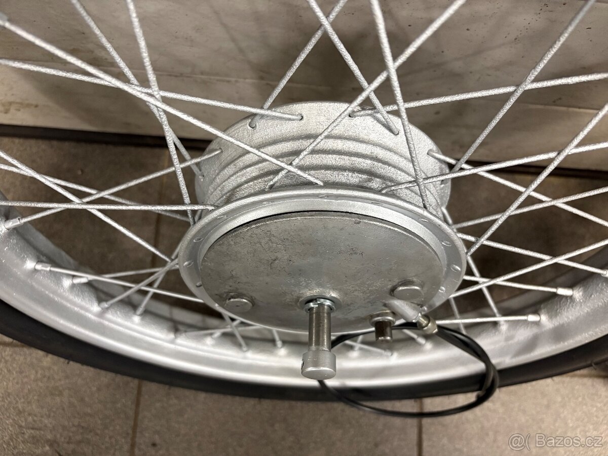 Jawa 555/550 kola - 9