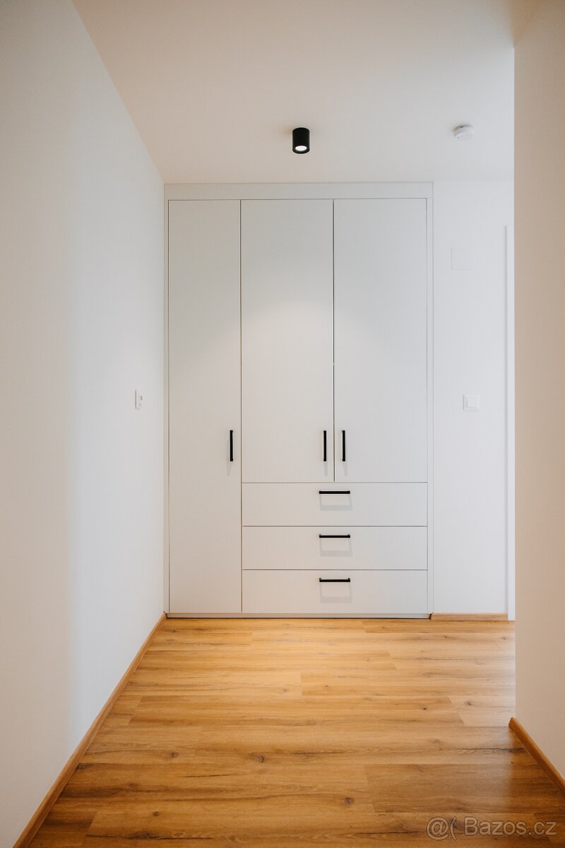 Pronájem luxusního 3+kk Brno - 9