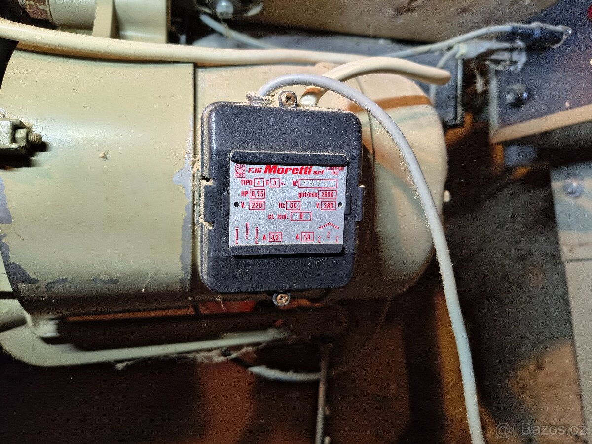 Průmyslový šicí stroj Singer 791D100A - 9