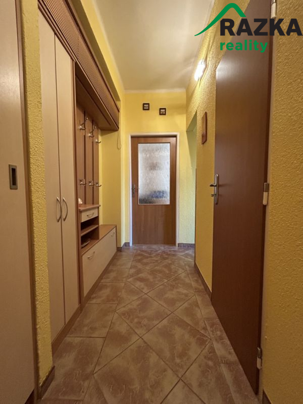 Prodej bytu 2+1 s balkonem v ulici 1. máje - Tachov - 9