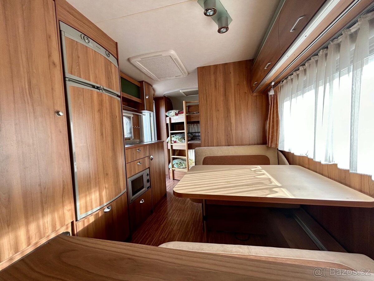 Karavan Bürstner Averso 500 - super stav, předstan, klima… - 9