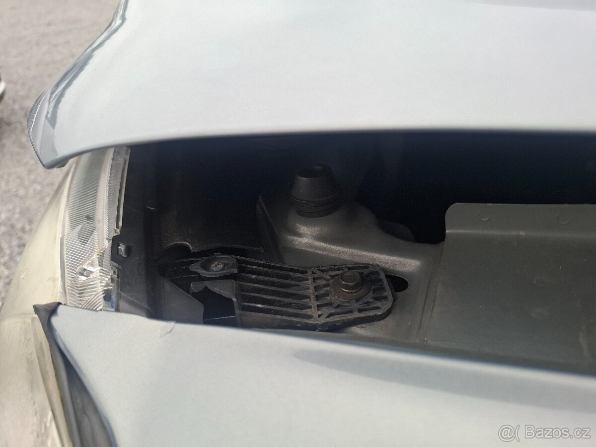 prodám jako celek Chevrolet Captiva 2.2CDTi - 9