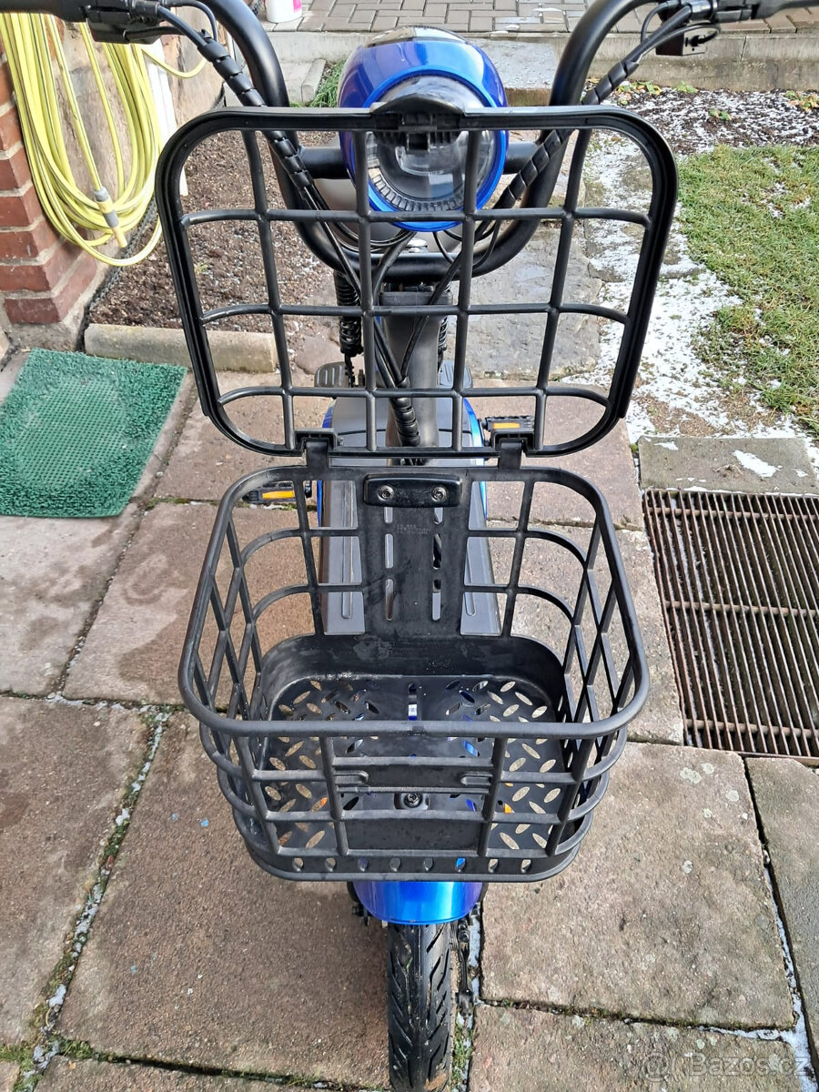 Elektro skútr Sunra 7 - 9