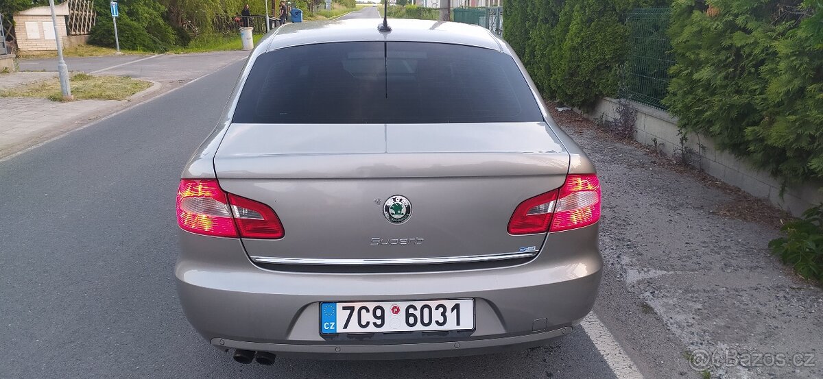 ŠKODA SUPERB II SEDAN 1,8TSi118kw,rv2009,DSG,XENONY - 9