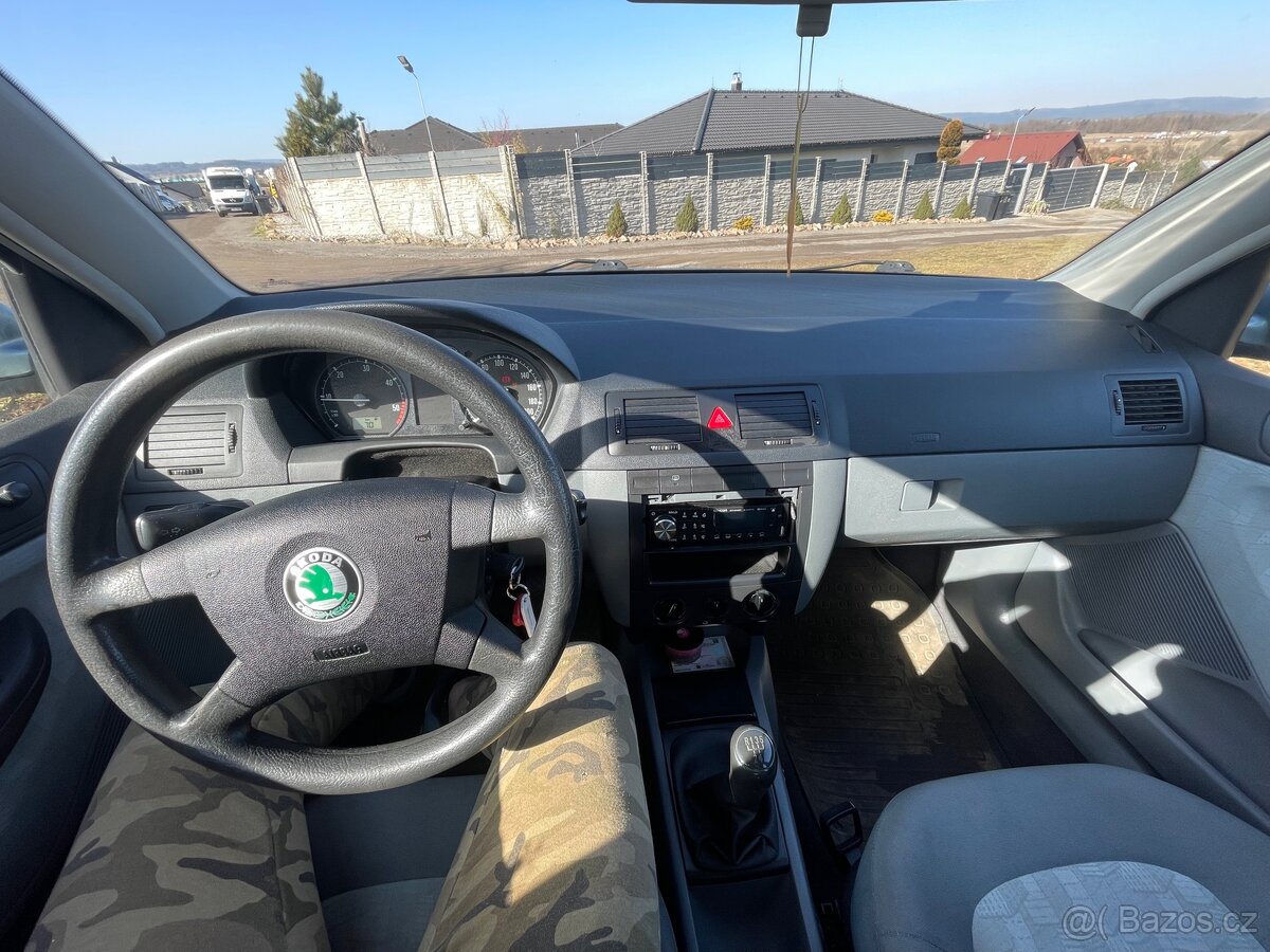 Škoda Fabia 1.9SDi, r.2003, klima - 9