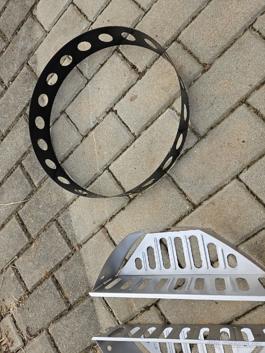 Gril Weber Master-Touch Premium 57 cm + příslušenství - 9