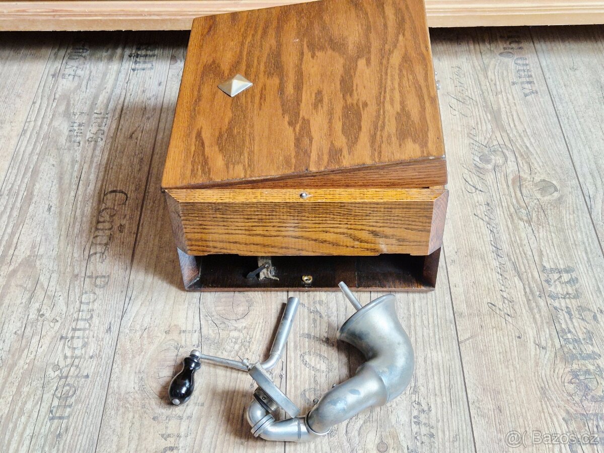Starožitný gramofon Cirola Phonograph Corp., 1920 - 9