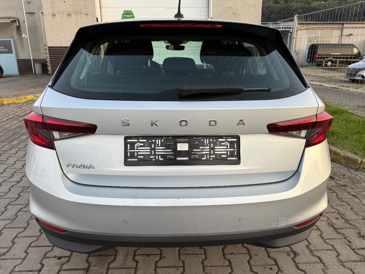 Škoda Fabia IV 1.0 TSI DSG 81kW, 2022, DPH - 9