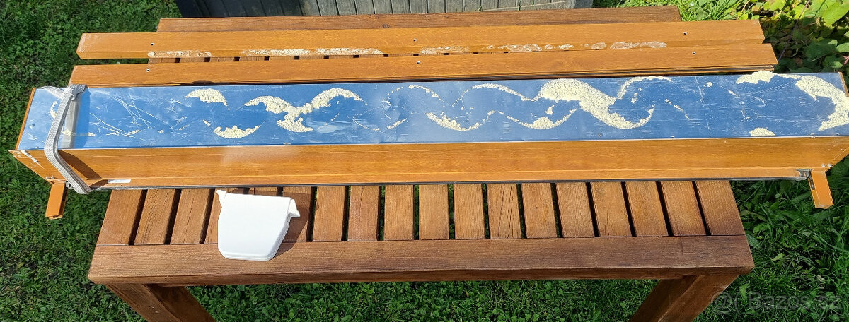 Venkovní rolety Batima (podomítkové) - zlatý dub - 9