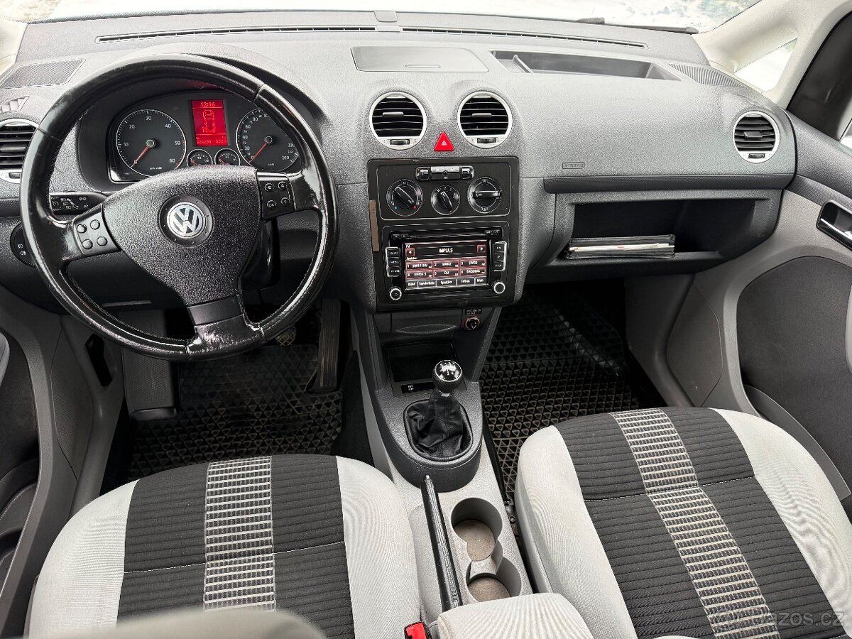 Vw Caddy 1.9tdi,77kw,vyhř.sed, 7Míst Style - 9