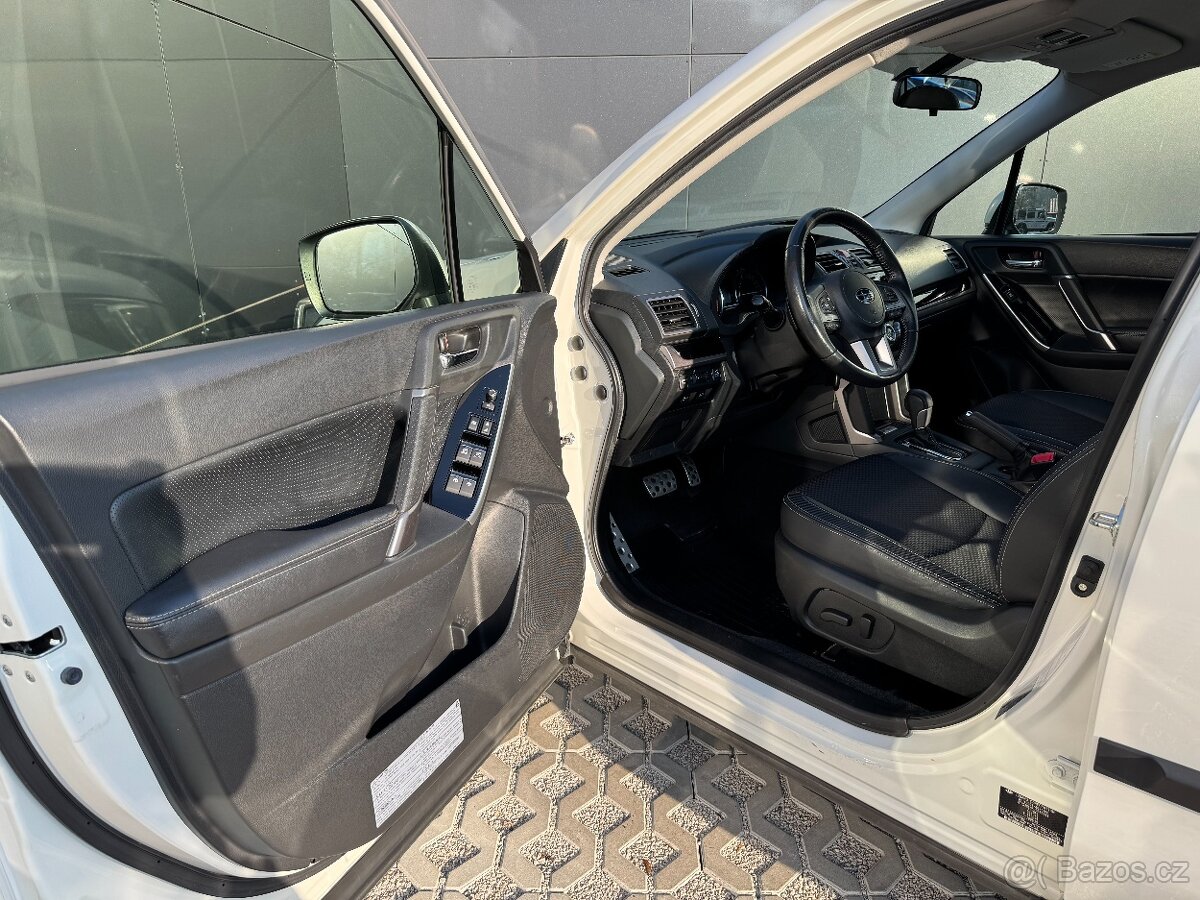 Subaru Forester XT Comfort Lineartronic AWD AT ČR - 9