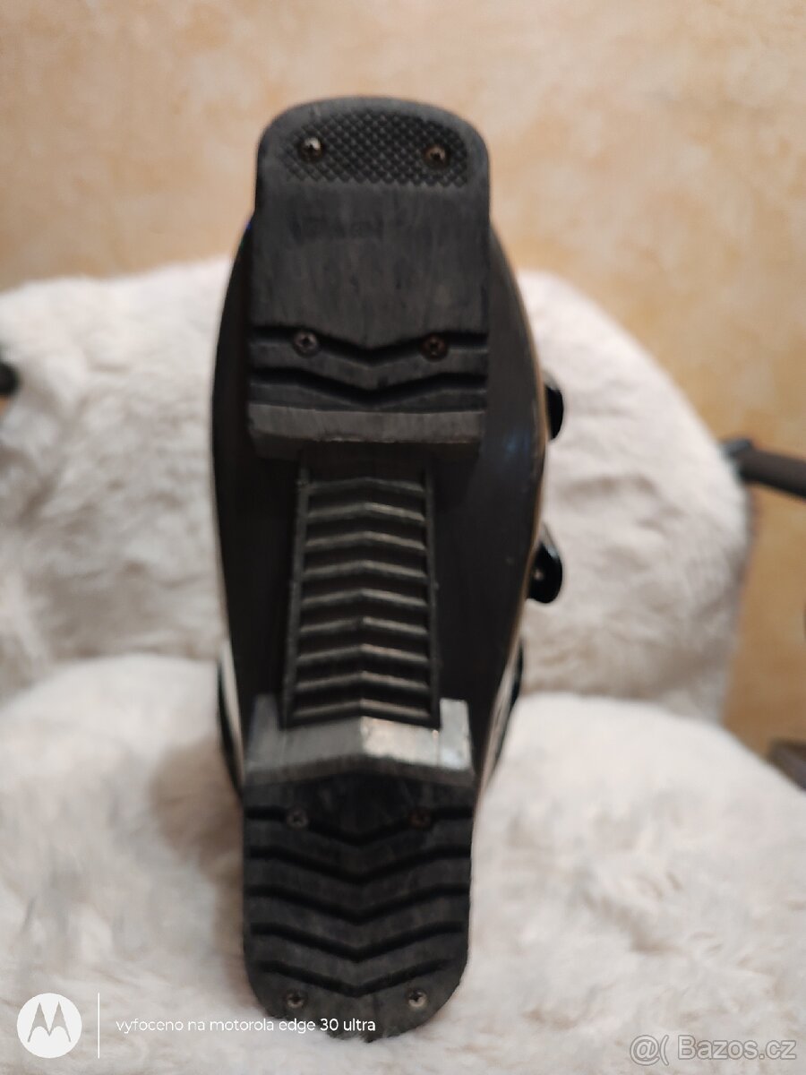 Lyžáky s helmou - 9