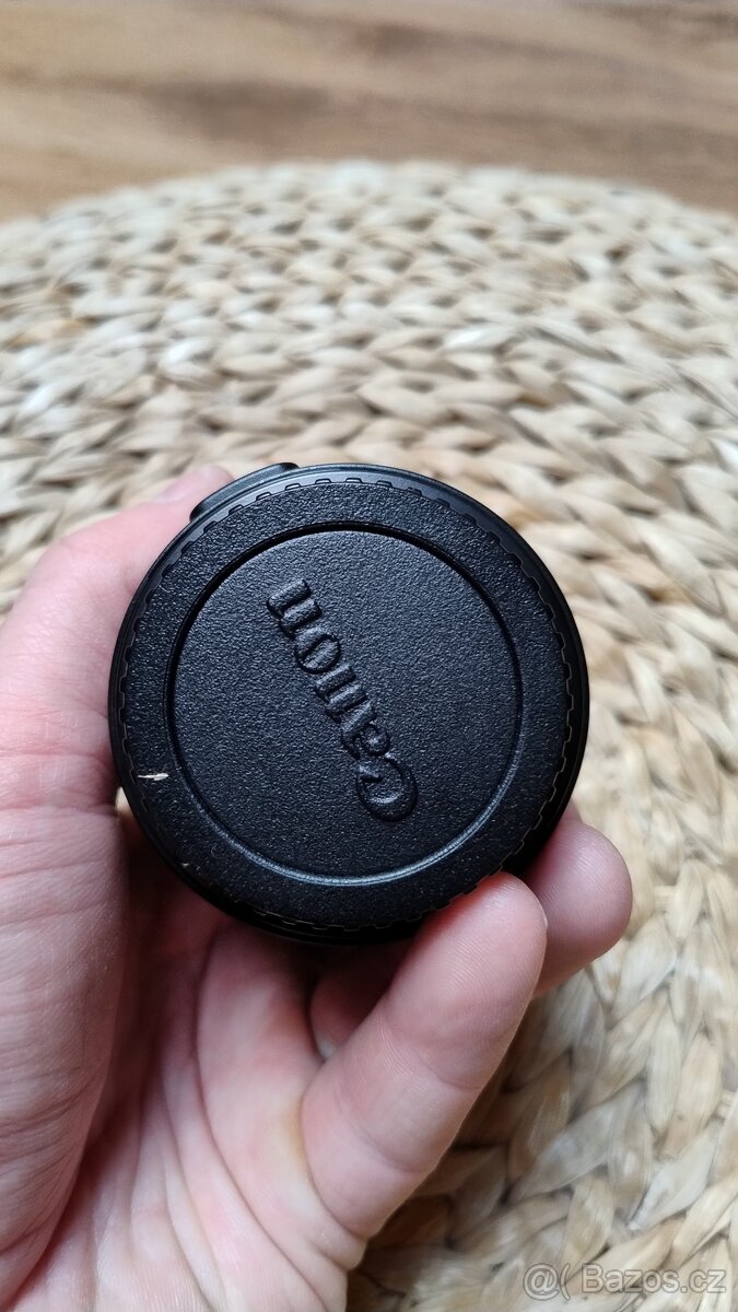 Digitální zrcadlovka s prislusenstvim - 9