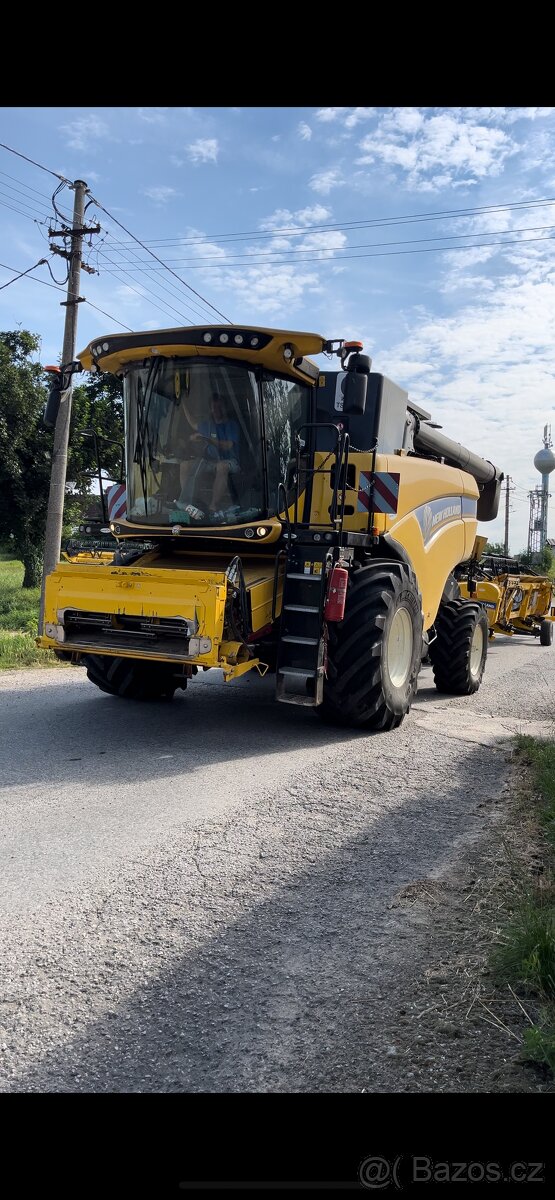 Kombajn New Holland CX8.70 - 9