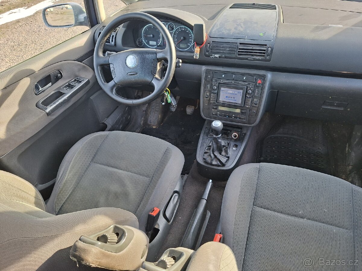 Volkswagen Shara 1.9 Tdi-7 míst - 9