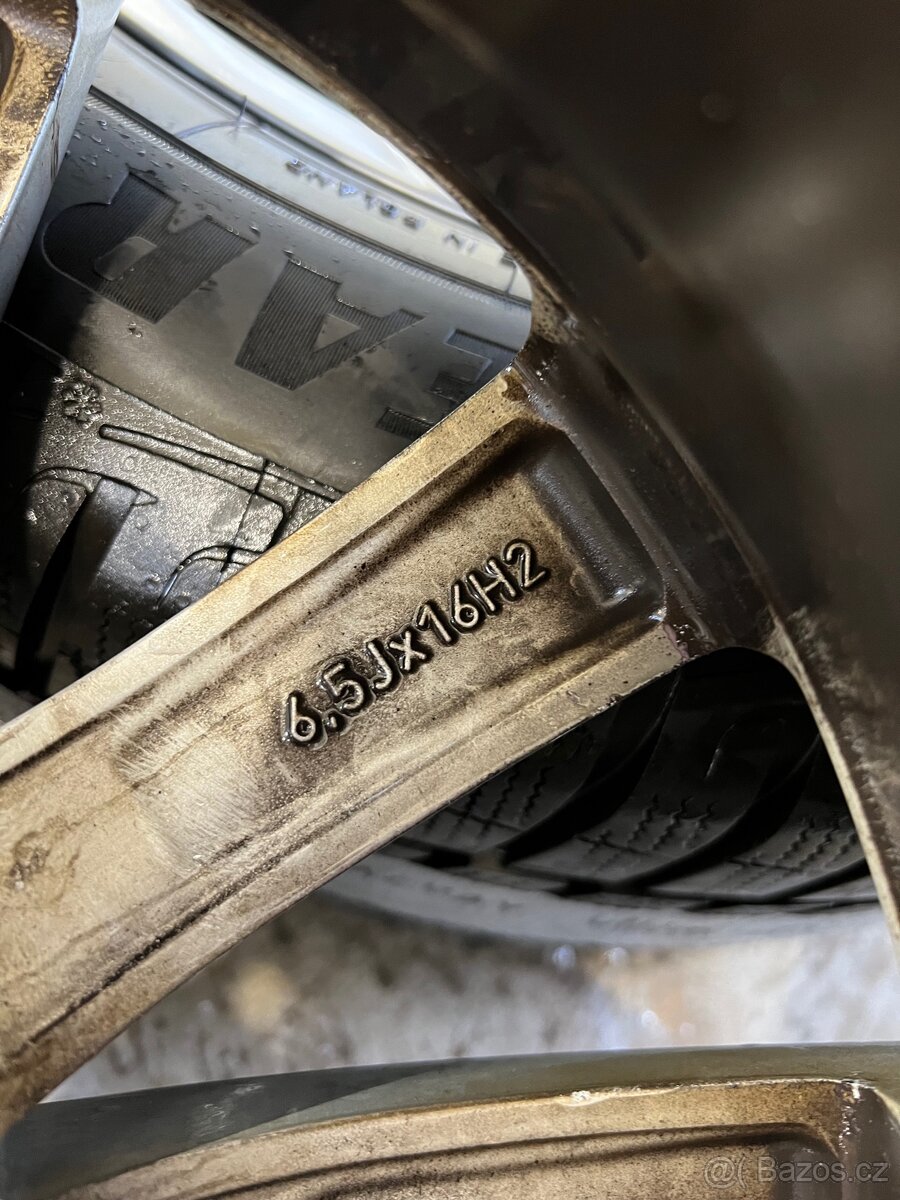 Alu kola r16 VW Škoda Seat 5w112 ET42 - 9