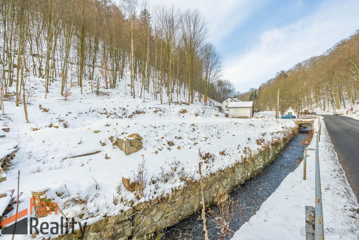 Prodej stavební parcely - 9