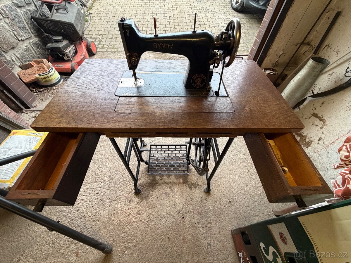 Šicí stroj Bynov - 9
