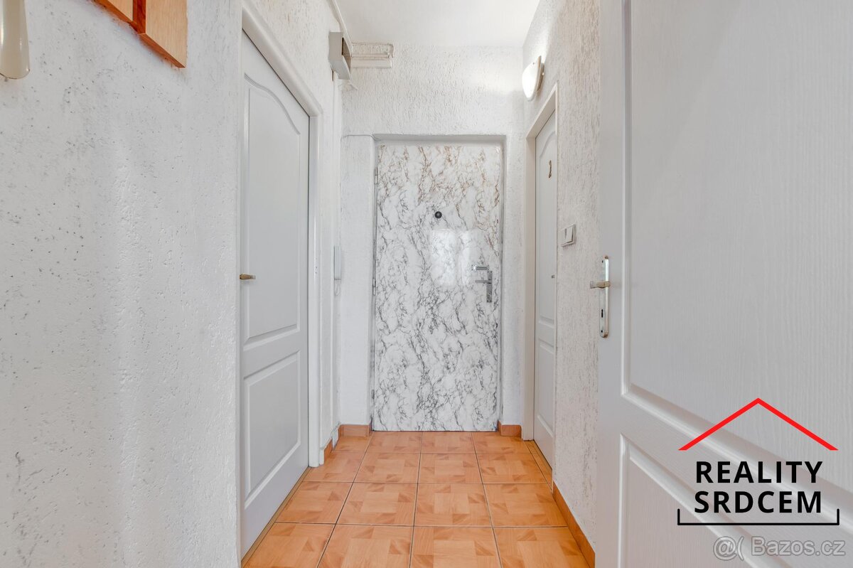 Pronájem družs. bytu 1+1/37m2 na ul. Flemingova, Karviná - H - 9