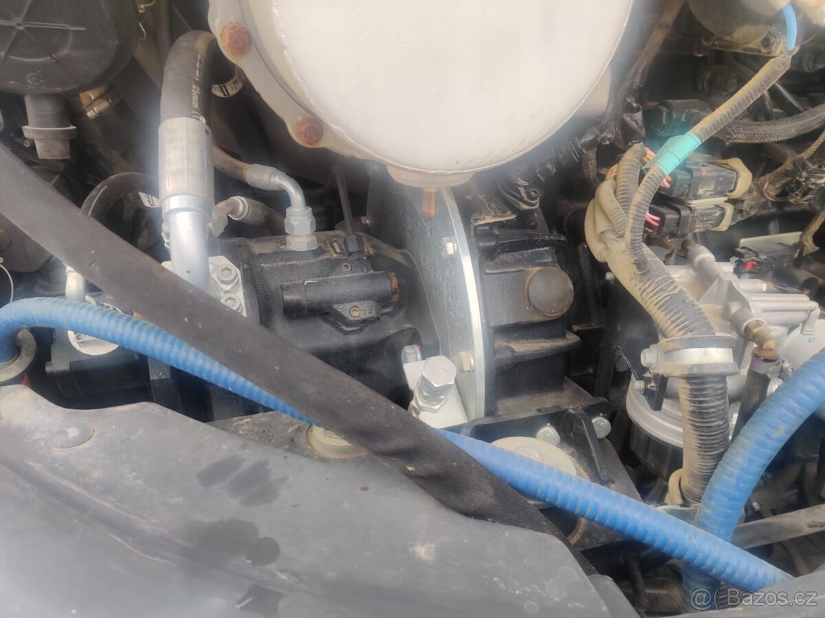 Pásový minibagr DOOSAN DX85R-3 - 9