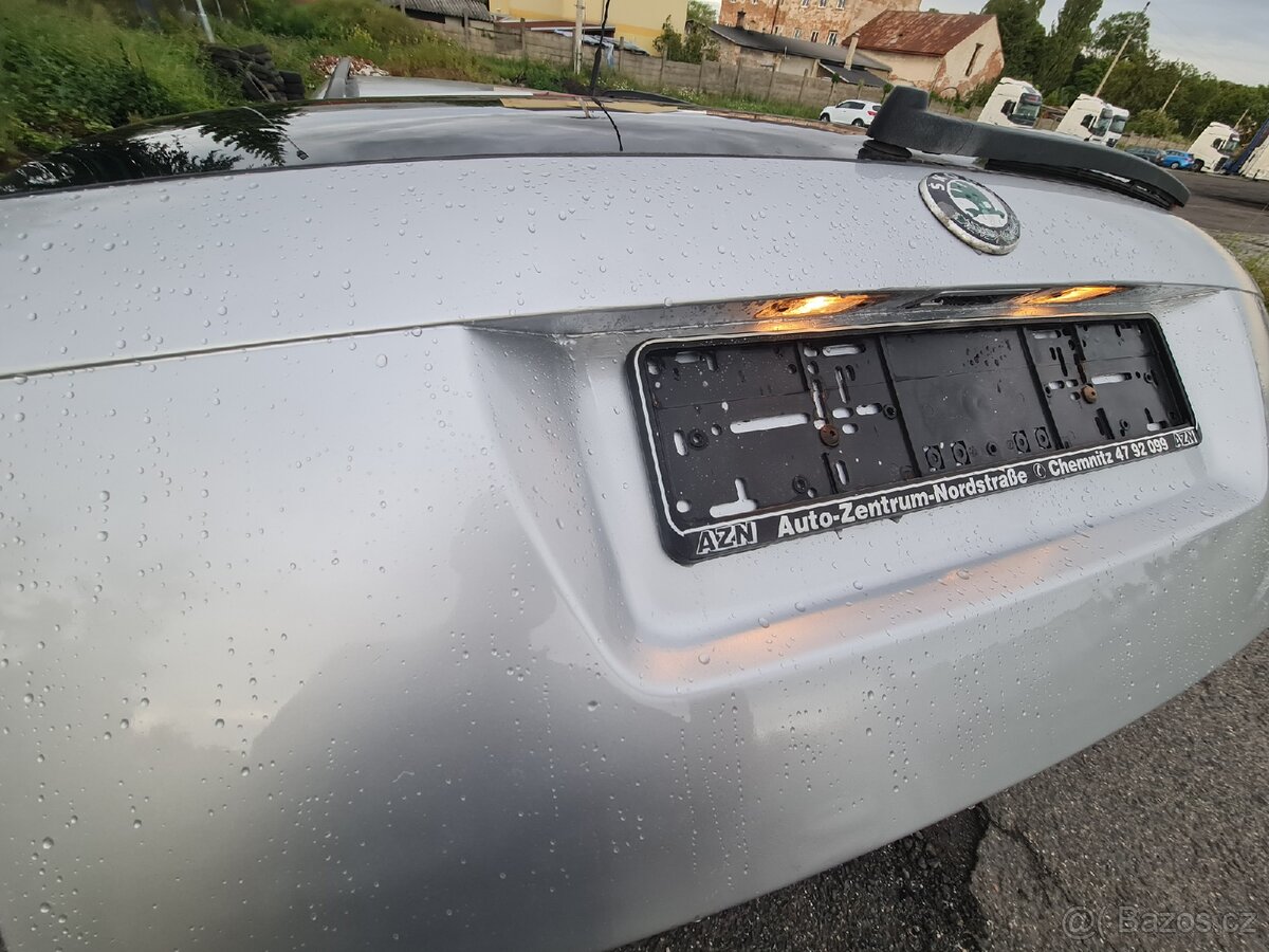 ŠKODA FABIA 1 - 1.4 16v 59kW Benzín - Sportline - 9