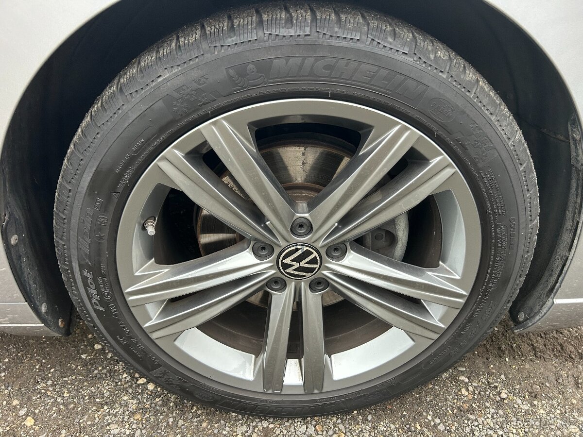 VW ARTEON 2.0TDI 110KW DSG R-LINE VIRTUAL ČR DPH TOP - 9