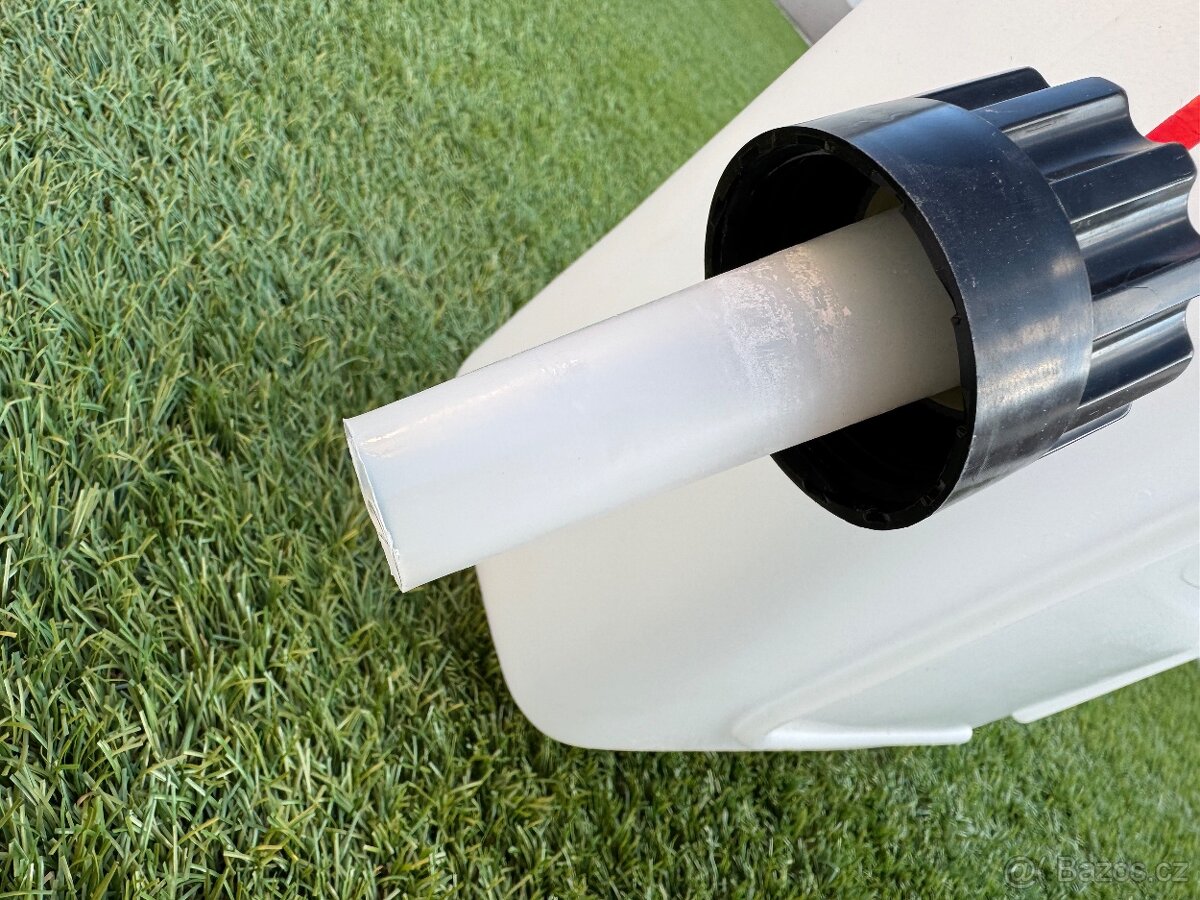 Kanystr - plastový 10litrů PERFEKTNÍ STAV - 9