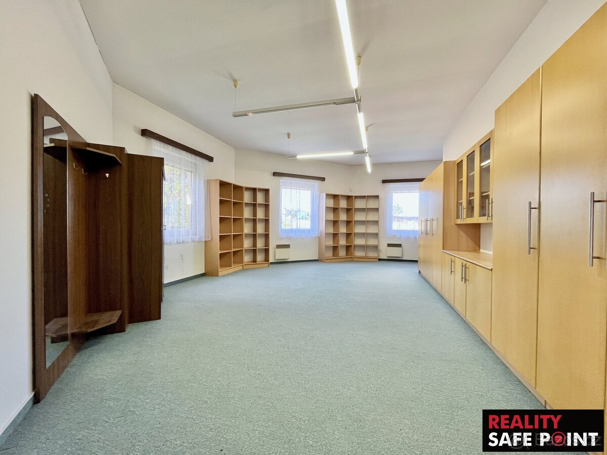 Prodej obchodního prostoru (3 159 m2), ev.č. 00594 - 9