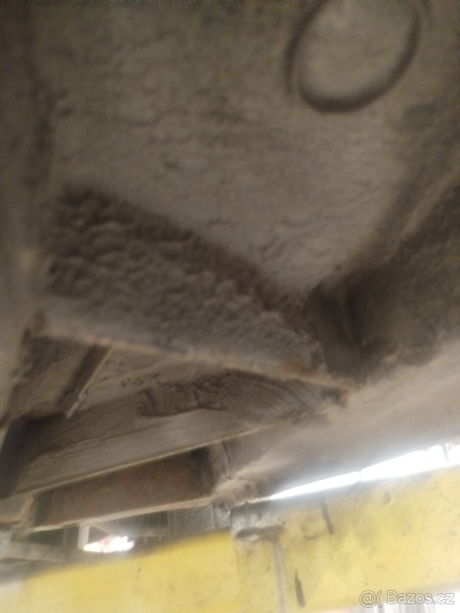 VW Sharan 1.9 tdi 7 mist nová stk - 9