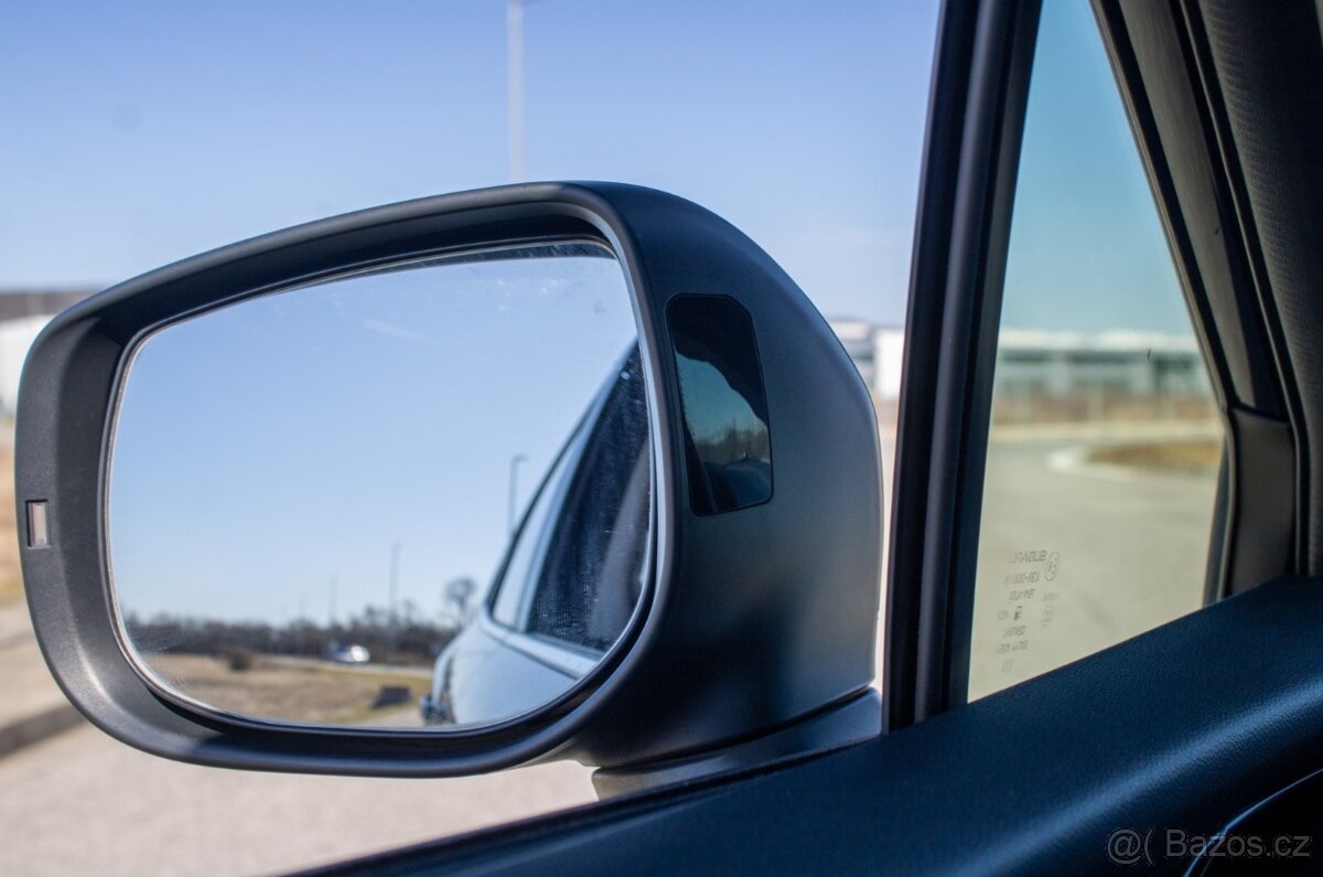 Subaru XV 2.0i e-Boxer MHEV automat 4x4 - 9