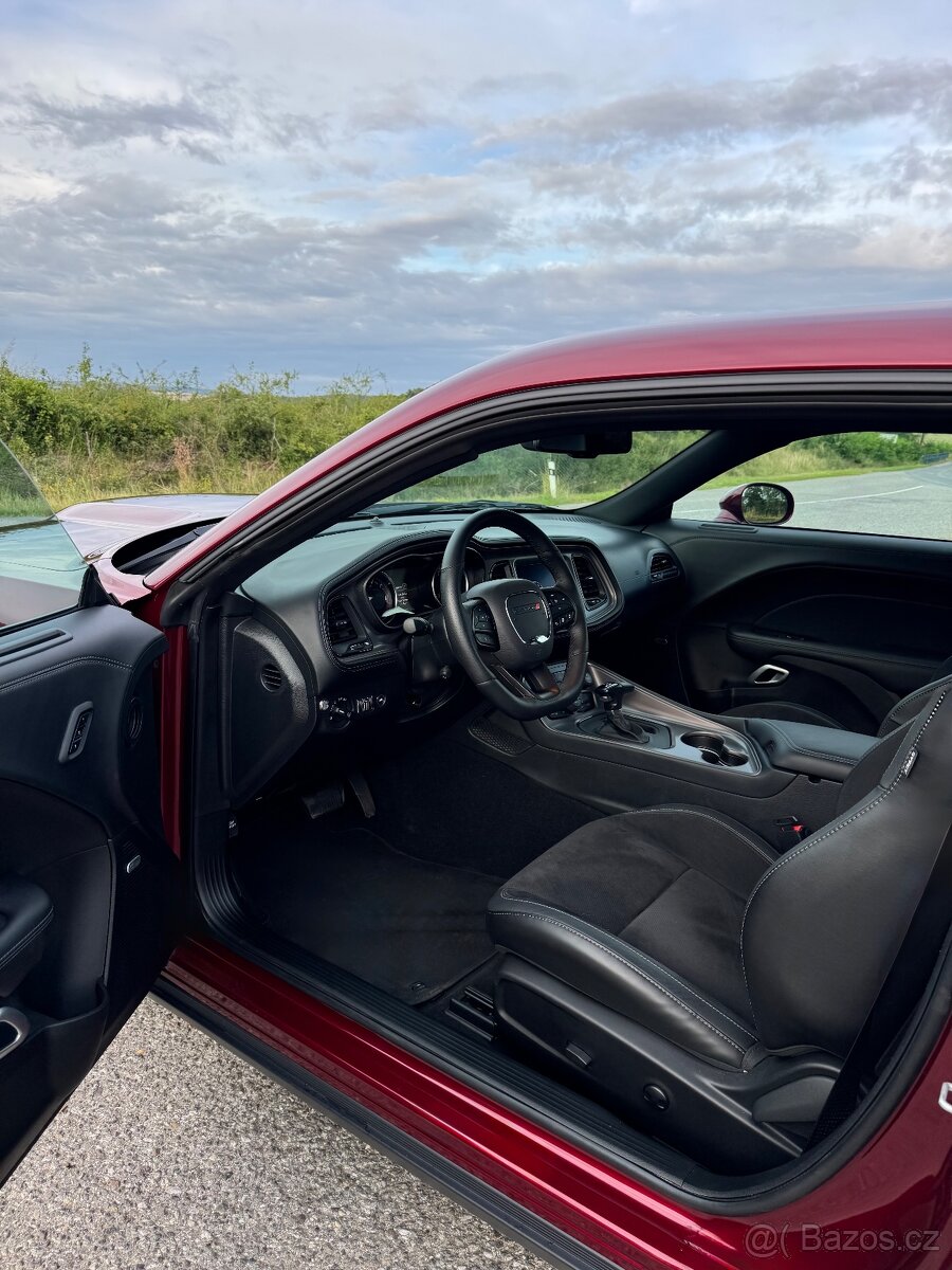 Dodge Challenger R/T 5.7 HEMI V8 – Last Call Edition -8/2024 - 9